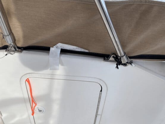 CamperFrameTemporaryTiedStarboard med