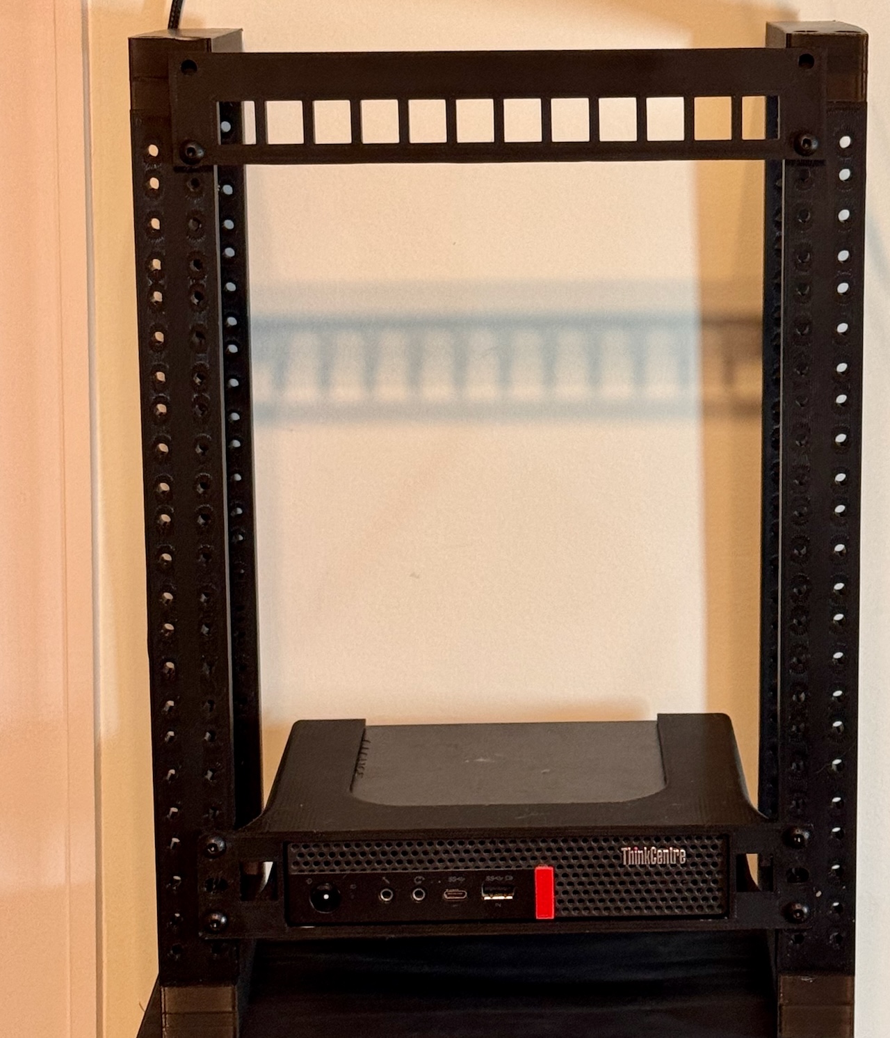 rack bottomAndTopPopulatedPartially.jpeg